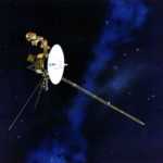 La Voyager 2, en el espacio desde el 20 de agosto de 1977, explorando los confines del Sistema Solar