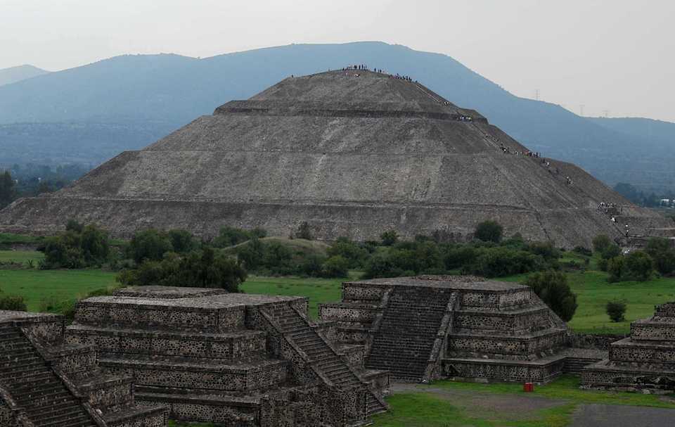 La Pirámide del Sol en Teotihuacán se encuentra ligada al calendario ritual, no a equinoccios- M. Tapia, INAH