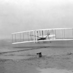 17 de diciembre de 1903: Comienza la aviación; los hermanos Wright logran elevar el primer avión
