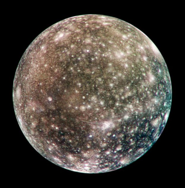 Calisto, la luna de Júpiter con más cráteres