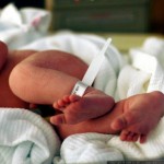 La anestesia epidural podría tener efectos negativos en los recién nacidos