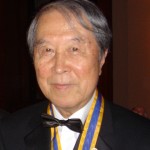 Yoichiro Nambu, pionero en la asimetría en la física de partículas