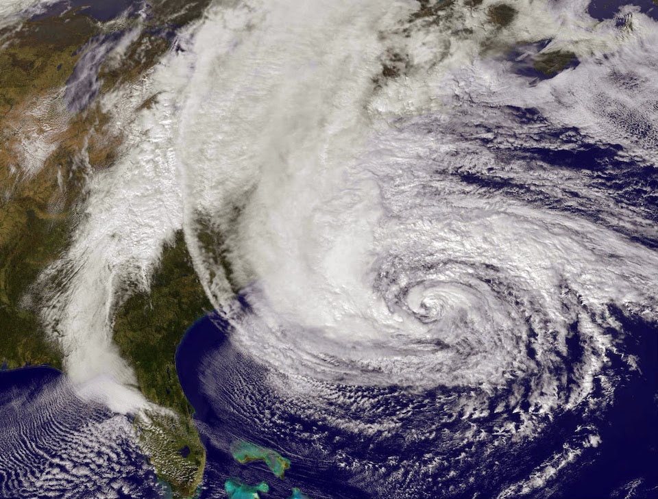 El huracán Sandy cruzó el Atlántico en 2012- NASA