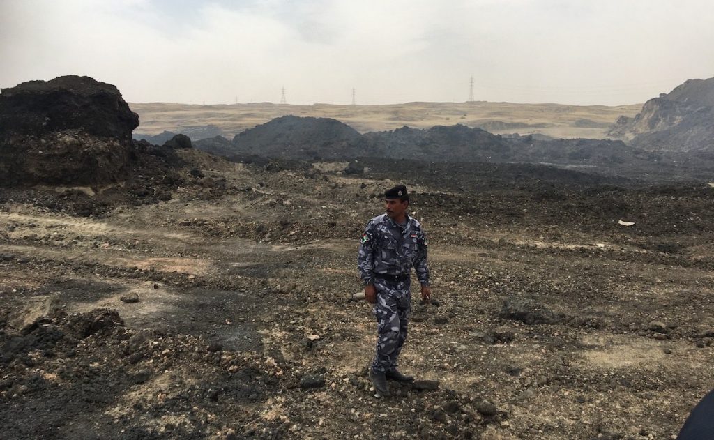 Devastación medioambiental en Qayarrah, Iraq, tras los combates entre el gobierno y la organización terrorista Dáesh- Hassan Partow, ONU Medio Ambiente