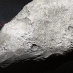 Un asteroide exiliado en los confines del sistema solar