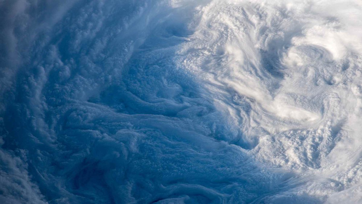 Super tifón Trami, turbulencias en el ojo del huracán- astronauta Alexander Gerst
