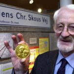 Jens Christian Skous, el Nobel de Medicina que descubrió la bomba sodio-potasio