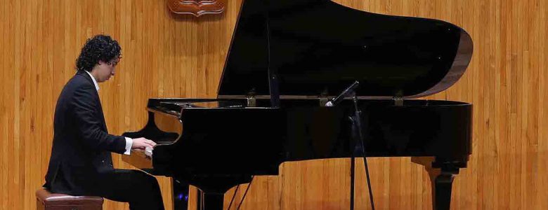 Fabrizzio Vargas, ejecutante de piano de alta calidad: un poco de miedo o nervios antes de tocar