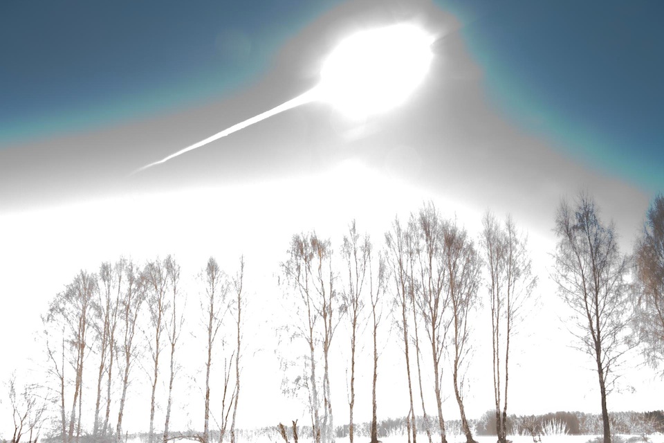 El brillo del asteroide Chelyabinsk- M Ahmetvaleev