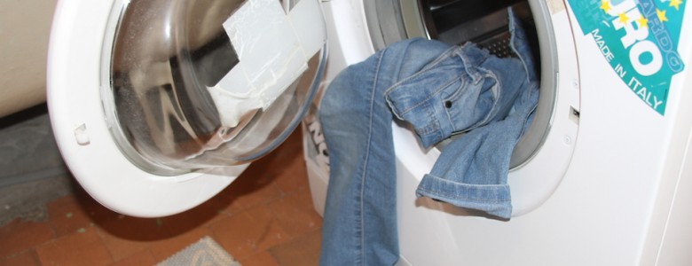 La patente de los modernos pantalones de mezclilla, emitida el 20 de mayo de 1873. Su origen está en Génova Pantalón de mezclilla que se mete a la lavadora- Wikihow