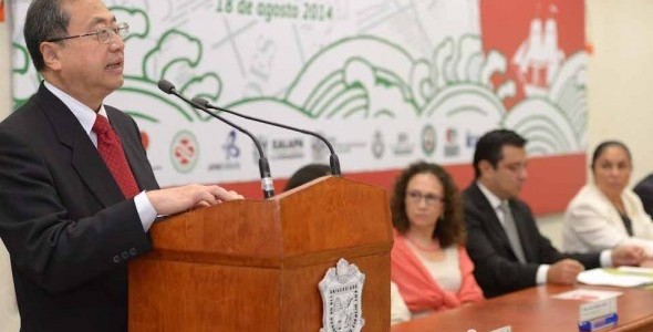 El embajador de Japón en México, Shuichiro Megata
