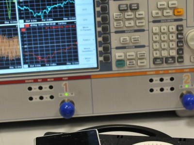 UPV / Álef Cargador de energía inalámbrico