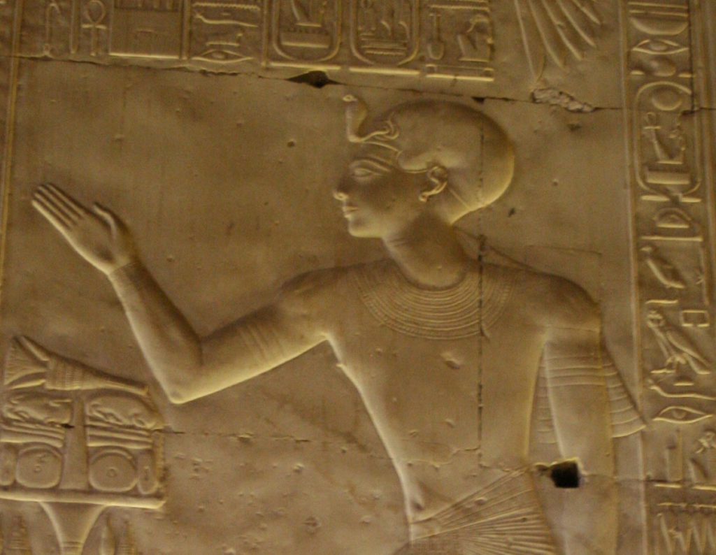 El Faraón Seti I, representado como sacerdote purificador, fragmento