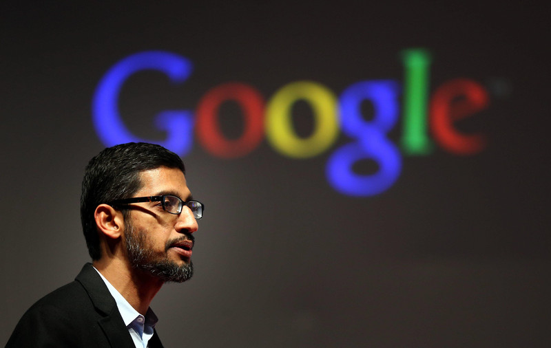 El vicepresidente de Google, Sundar Pichai, durante su intervención en la primera jornada del Mobile World Congress, celebrado en Barcelona el 3 de marzo de 2015- Toni Albir, EFE