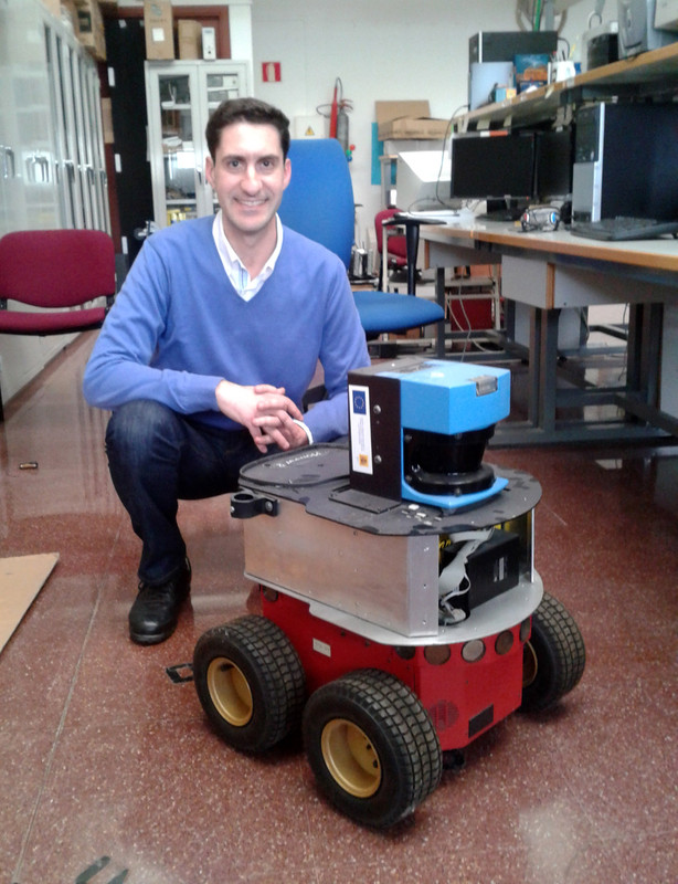 Nuevo sistema para dirigir un robot con la voz y en español