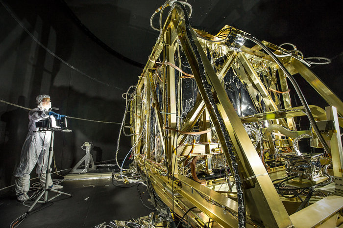 ESA simula condiciones del espacio para construir un telescopio