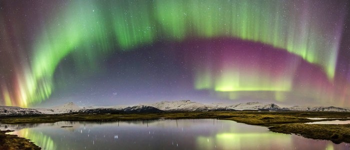 Una colorida cortina cósmica