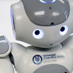 Desarrollan un terapeuta robótico para niños