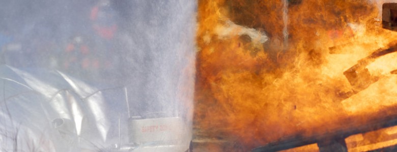 Sistema para proteger a los bomberos de la temperatura y del humo en incendios