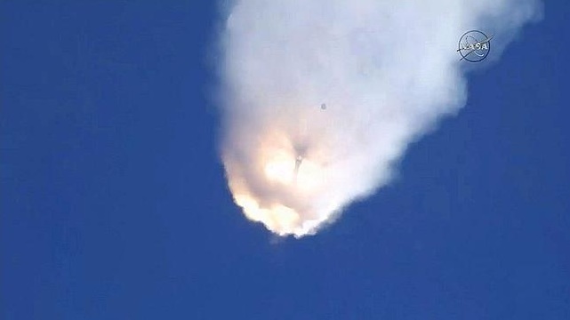 El Falcon 9, de SpaceX, al explotar