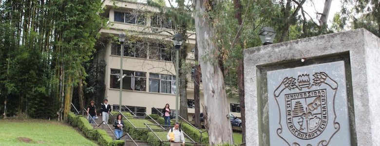 Rectoría UV