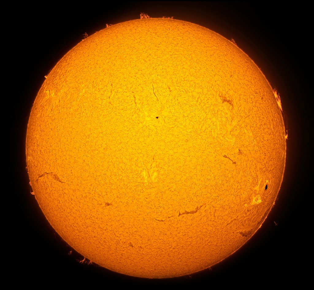 El Sol podría tener sus ejes magnético y de rotación desalineados