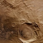 Un cráter de 42 kilómetros de ancho, el Schiaparelli, en Marte