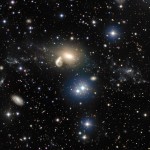 La curiosa colisión de la galaxia elíptica NGC 5291 con una galaxia enana, hace 360 millones de años