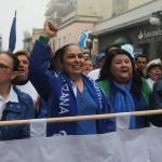 Sara Ladrón de Guevara en la marcha de la UV- Foto Tony Palacios
