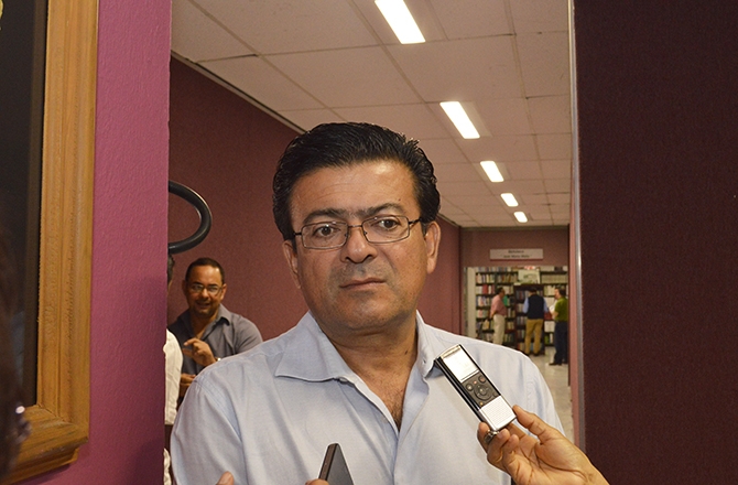 Diputado Edgar Hugo Fernández Bernal