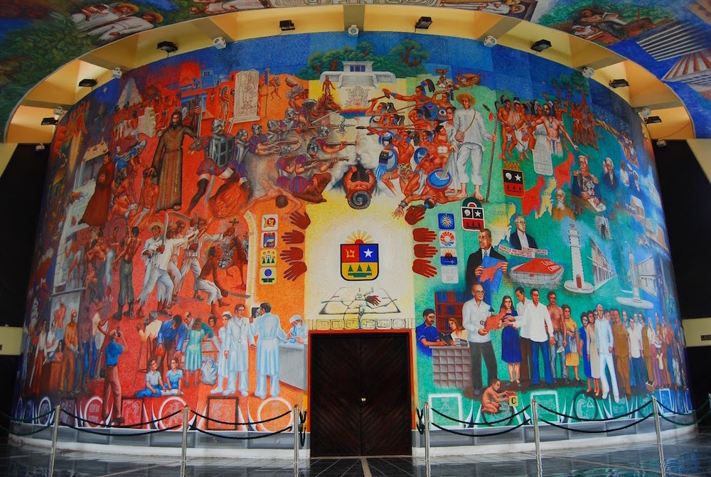 Mural Ley del Congreso de Quintana Roo, Elio Carmichael