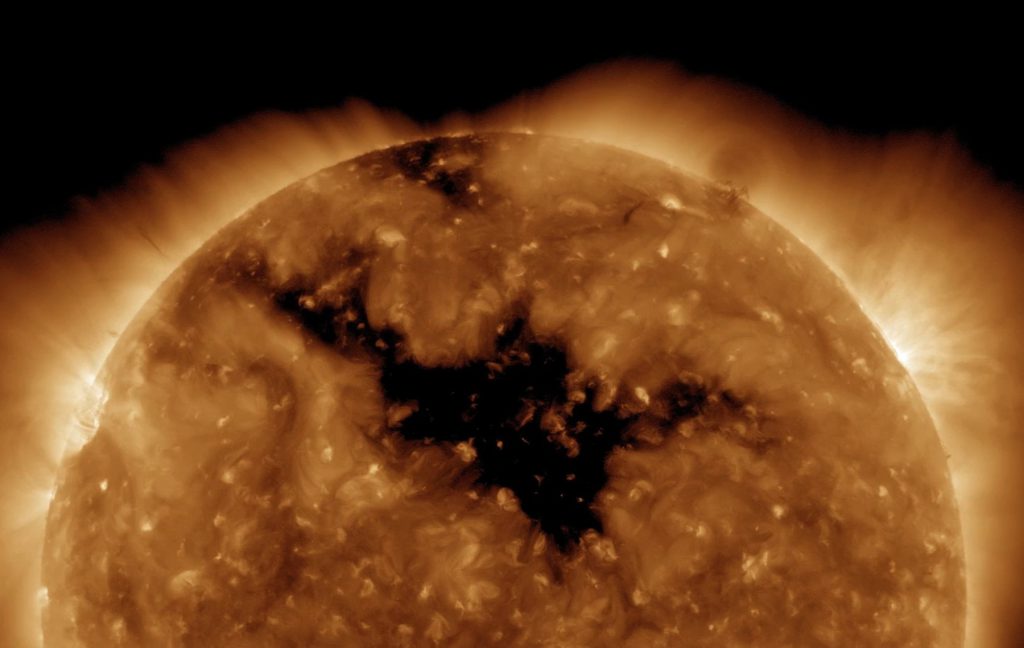 Agujero coronal en el Sol- NASA