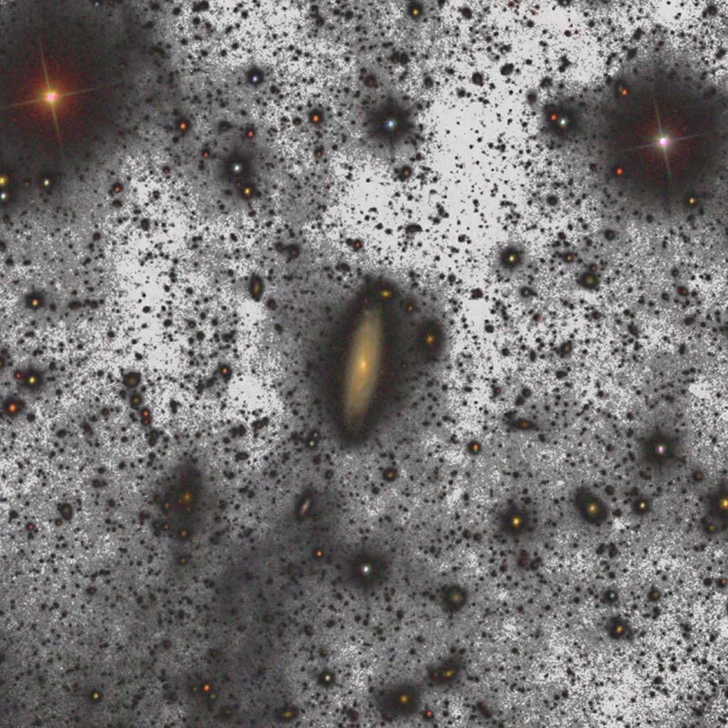 Tenue halo de unas cuatro mil millones de estrellas alrededor de la galaxia UGC00180- Gran Telescopio CANARIAS