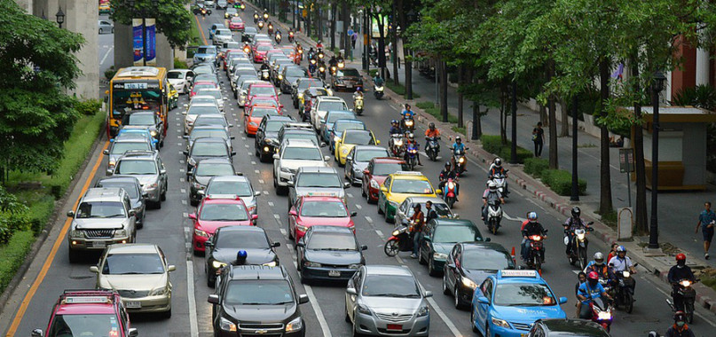 Un número creciente de ciudades, como Madrid, París o Hamburgo, están planeando una ciudad parcialmente libre de coches. / Pixabay