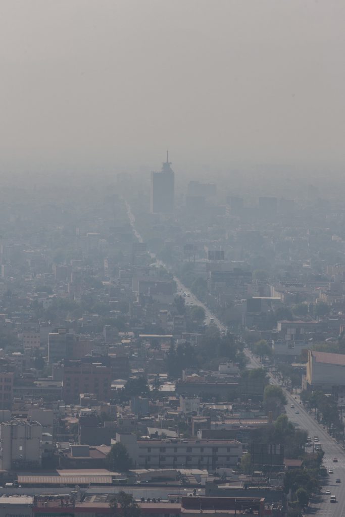 Contaminación ambiental en la Ciudad de México- Pedro Mera, Xinhua