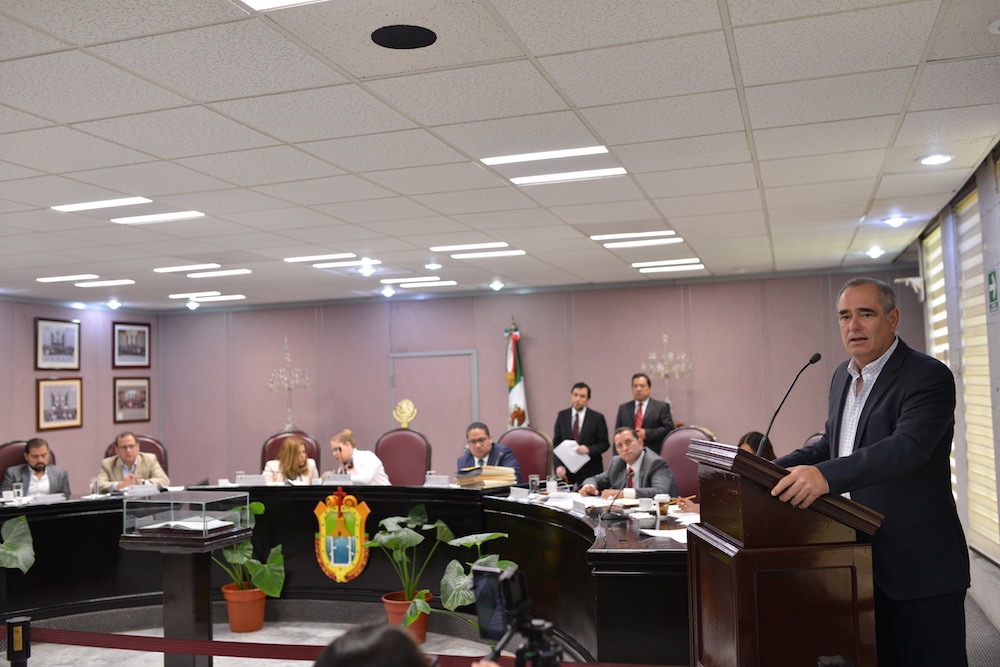 Julen Rementeria en la diputación permanente de Veracruz