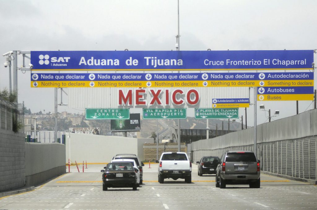 Aduana de Tijuana, frontera México-EEUU