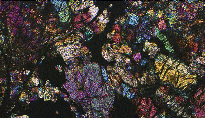 Imagen polarizada del meteorito Cheliábinsk. / JOAN COSTA/CSIC