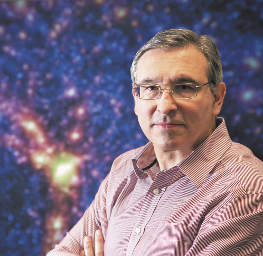 Carlos Frenk Mora, astrofísico mexicano reconocido mundialmente, ingresa a la AMC