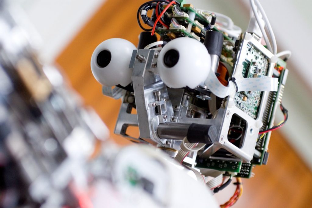 Inteligencia Artificial, ciberataques a robots moviles- Imperial College