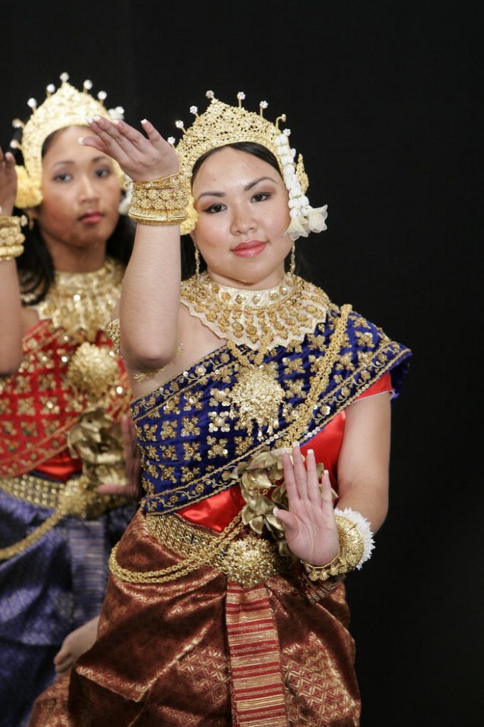 Bailarinas de Vietnam- Mark Garte, ONU Foto