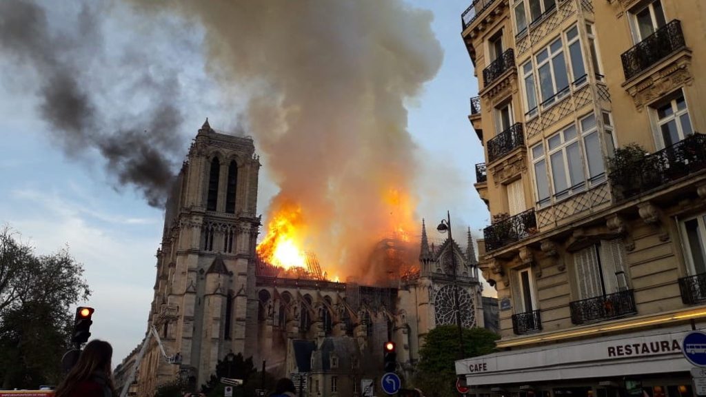856 años de historia, cultura y arte sucumbieron en el incendio de Notre Dame del 15 de abril de 2019