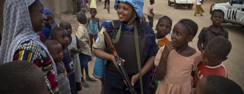 Mujeres, claves en los procesos de paz: Día Internacional del Personal de Paz de la ONU