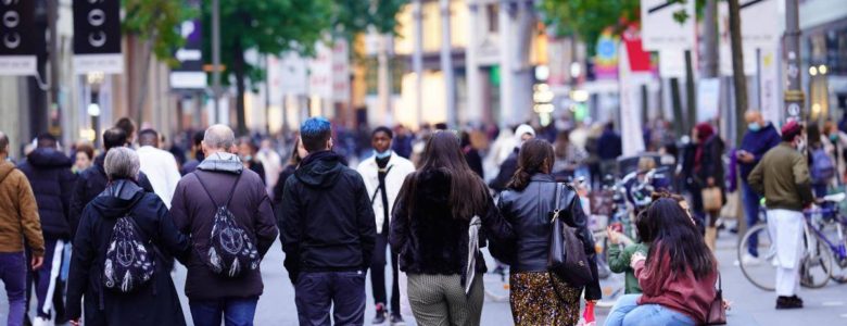 Humanos en la calle